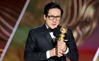 Nam diễn viên gốc Việt Quan Kế Huy đoạt giải Oscar, lập hàng loạt kỷ lục của điện ảnh thế giới